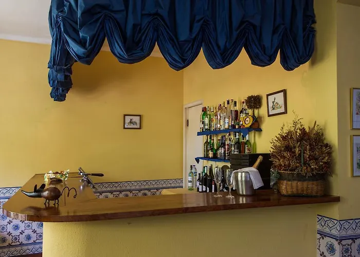 辛特拉花园酒店 2* 辛特拉