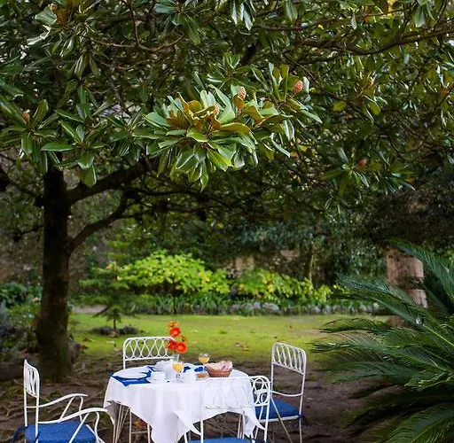 辛特拉花园酒店 2*