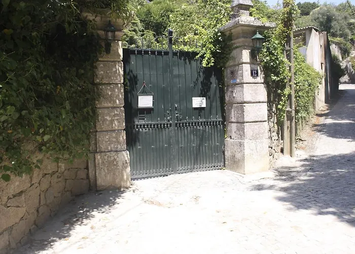 辛特拉花园酒店 2*